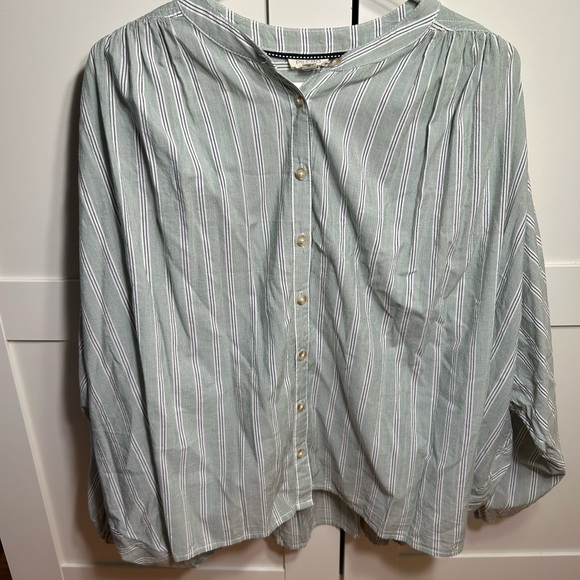 Anthropologie The Sidney Batwing Blouse by Pilcro size Large - Picture 5 of 6